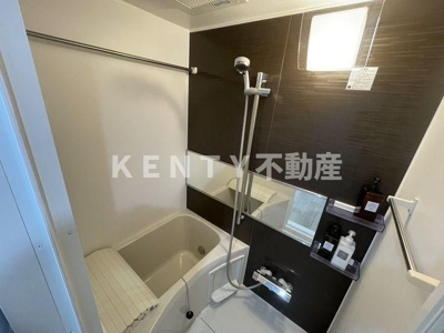 【浴室】 | Bonds Stages 千鳥町 | 落ち着いた空間のお風呂です