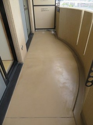 フローリッシュ北田のバルコニー