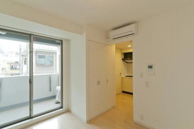 【居間・リビング】 | i-suite Higashi Nakano