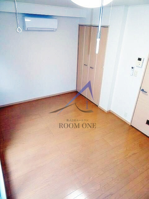 カーサ・ドルチェの居間・リビング|洋室のお部屋です。