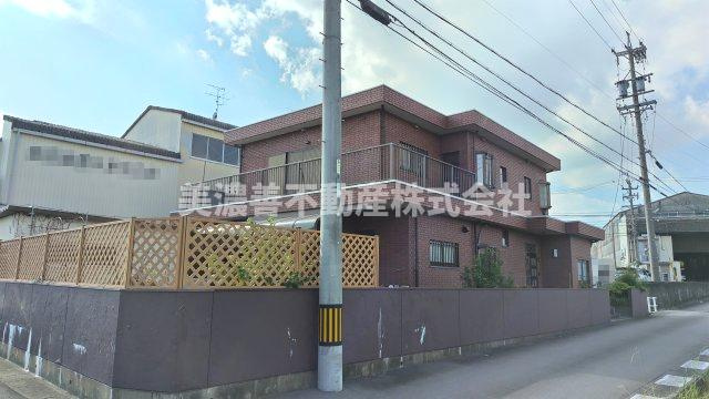 ６６００５　羽島市正木町不破一色中古戸建ての外観
