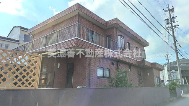 ６６００５　羽島市正木町不破一色中古戸建ての外観