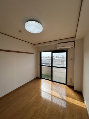 グランパレの洋室