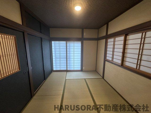 枚方市牧野本町2丁目　2階建の和室