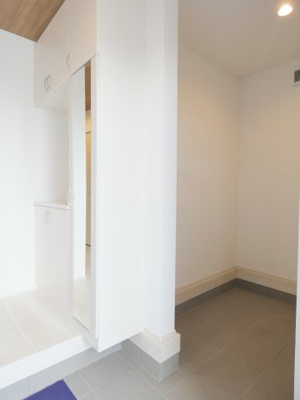 【収納】 | GRAFARE下野市仁良川2期 | 自転車やゴルフバックなどの収納に便利な広々シューズクローク♪