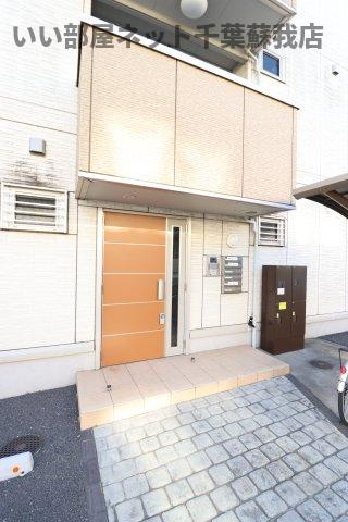 サニーリヴ Bのエントランス|安心オートロック付き♪