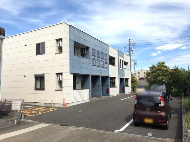 キャトルセゾンの駐車場|外観写真（昼）