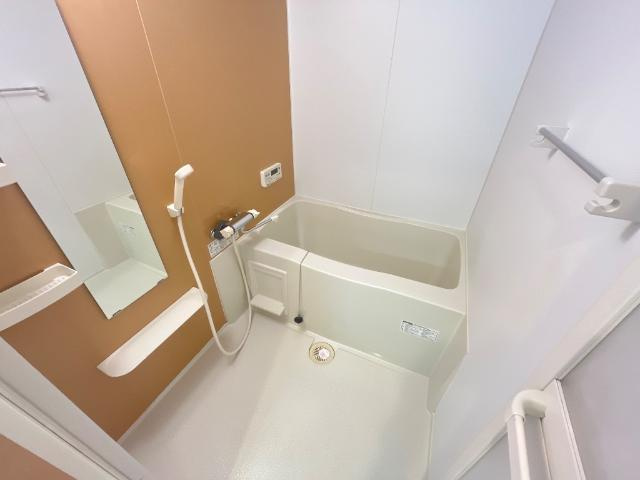 キャトルセゾンの浴室|バス