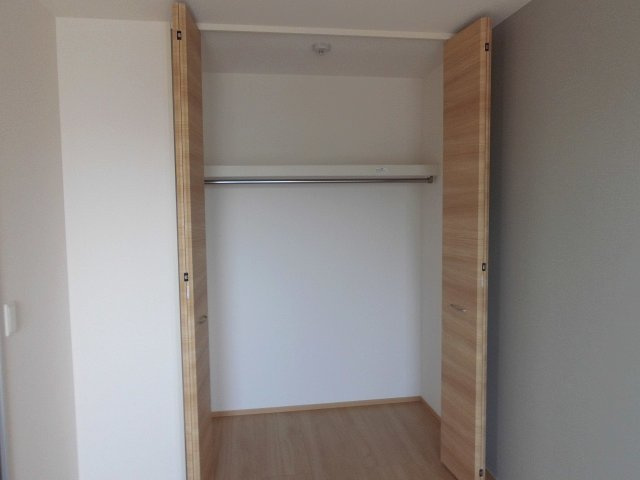 エムライズ材木町の収納