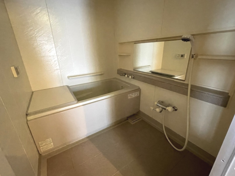 グランビュー大谷の浴室|お風呂です