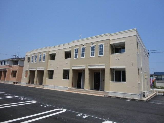 Ｃａｌｍ－Ｅ（カーム　イースト）の外観|外観写真（昼）