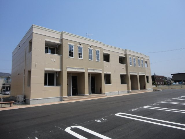 Ｃａｌｍ－Ｅ（カーム　イースト）