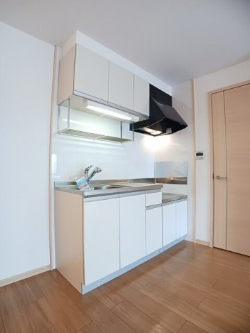 ベルドール松房Ⅰのキッチン|お料理しやすいキッチンです