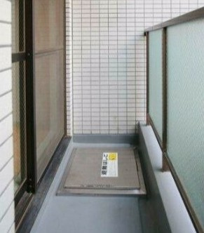 ヴェラハイツ蔵前のバルコニー