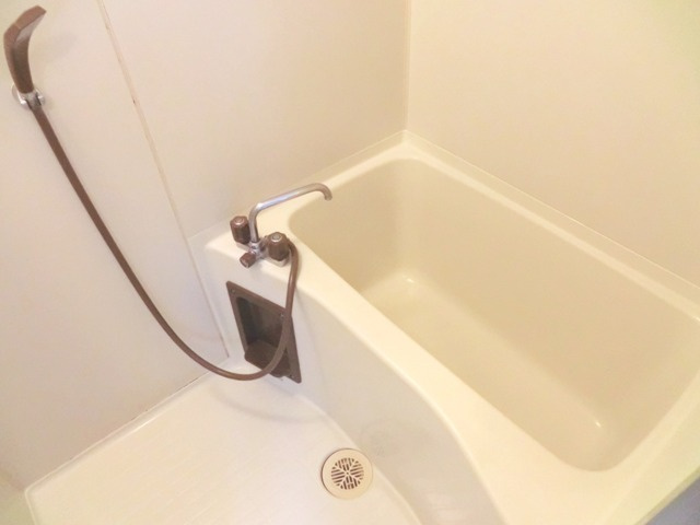 エステートピアＫの浴室|☆バストイレ別です。☆