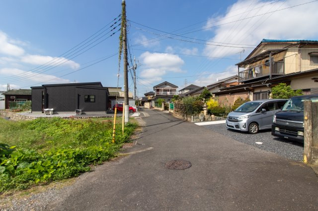 足利市山下町の売地の前面道路含む現地写真