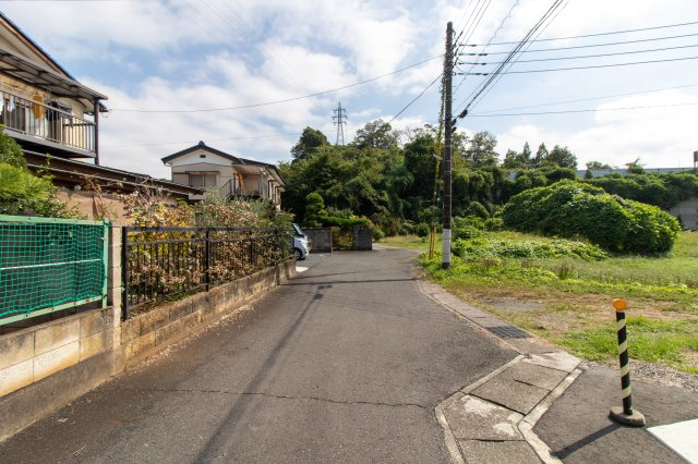 足利市山下町の売地の前面道路含む現地写真