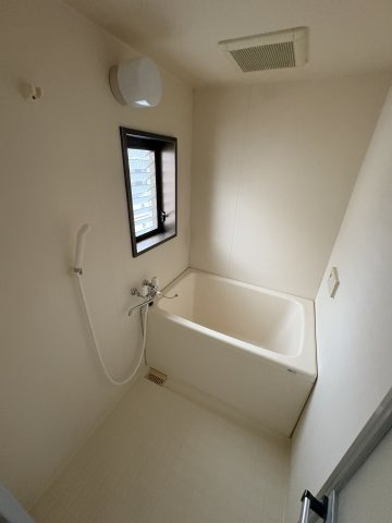 パークサイドビルの浴室