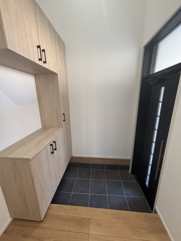 【玄関】 | 西区上高橋1丁目