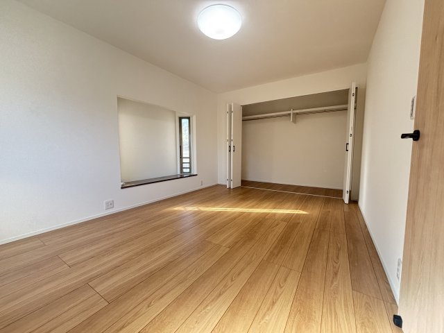 【洋室】 | 西区上高橋1丁目