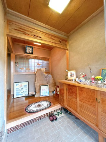 福知山市字天田中古戸建ての玄関