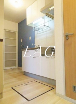 【居間・リビング】 | シーダハイム | 洋室のお部屋です。