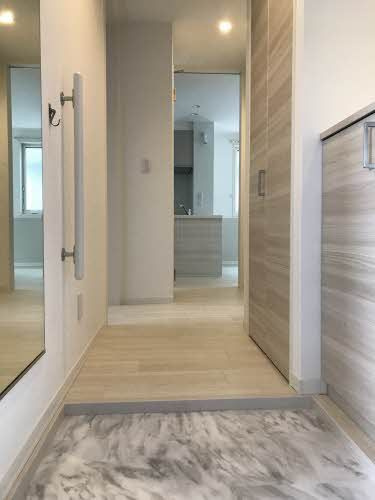 Ｍａｉｓｏｎ Ｒａｃｈｅｌ（メゾン ラケル）の玄関