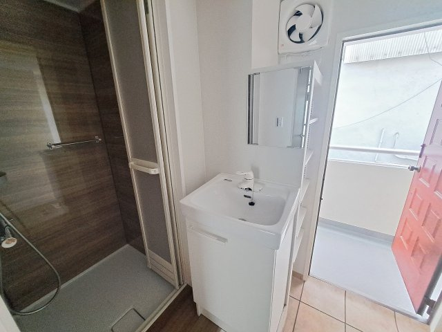 コウシエンイトーハイツの独立洗面台