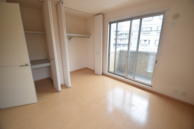 パルハーモニーの寝室|使い勝手のいい寝室です