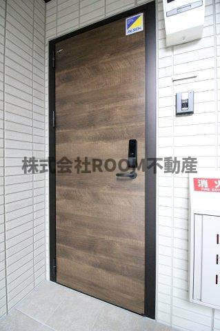 ヴェルデ・ルーチェの玄関|毎日通る玄関はこちらです