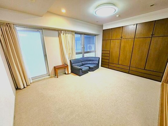 スコーレ熱海の洋室