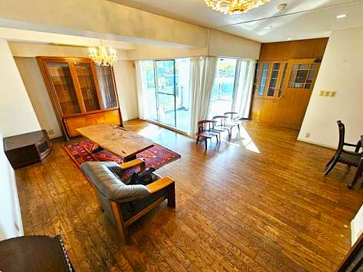 スコーレ熱海の居間・リビング