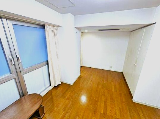 スコーレ熱海の洋室