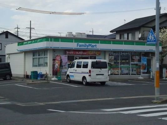 ポエム宇頭の周辺|ファミリーマート 岡崎西大友店まで1500m
