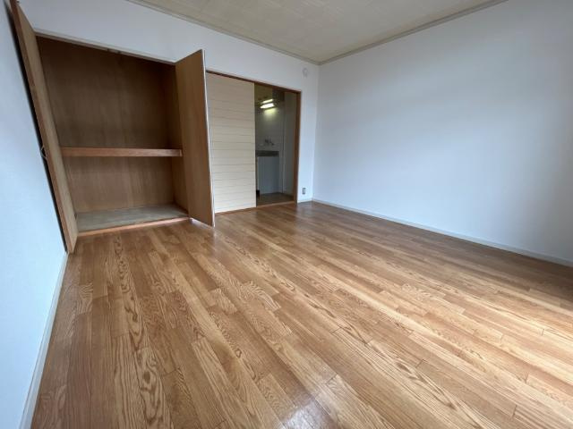 タウニー緑ケ丘の内装|洋室