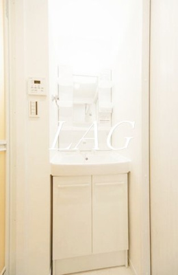 【洗面所】 | 小竹レジデンス | 独立洗面台です。