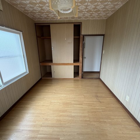 室蘭市白鳥台２丁目21-4APの居間・リビング