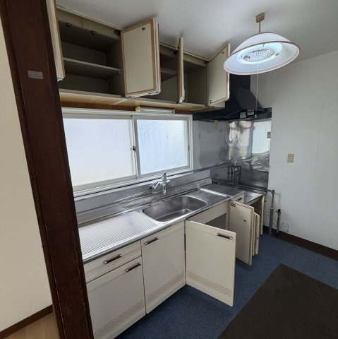 室蘭市白鳥台２丁目21-4APのキッチン