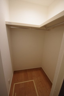 【収納】 | 【仲介手数料無料！！】稲城市平尾4丁目　新築戸建て（全16棟）6号棟　5880万円 | WIC