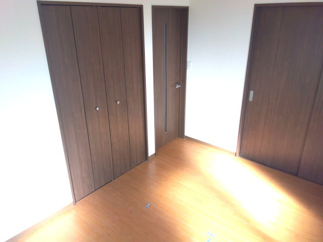 ハッピーロードBの洋室