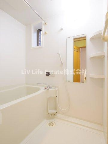 せせらぎ夏秋の浴室