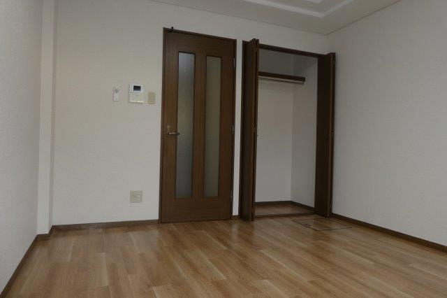 プレッソ・リーヴァⅠの洋室