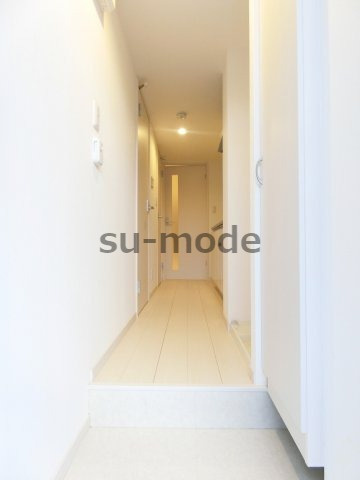 リブリ・千里丘東の玄関