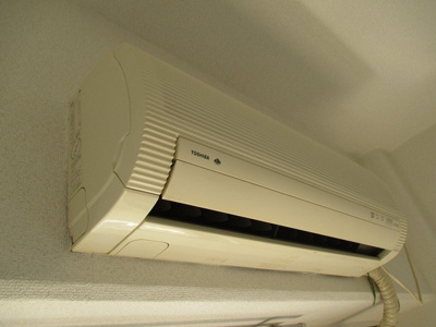 【設備】 | ハイム鳩ヶ瀬 | エアコンがあるので年中快適に生活できますね