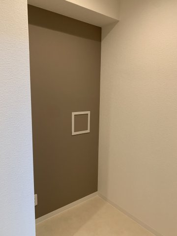 アーサヒルズD棟のその他|納戸