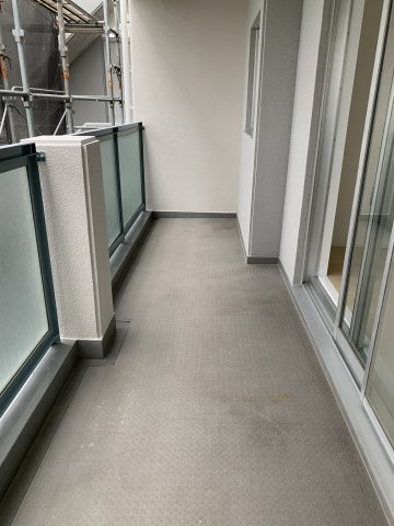 アーサヒルズD棟のバルコニー