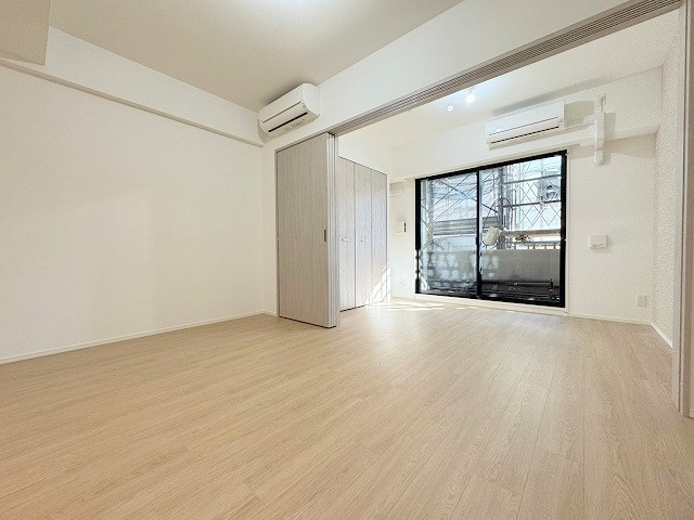 スプランディッド新大阪Ⅵの居間・リビング