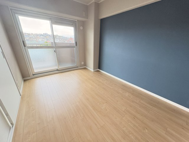 サンヴェール朝霧が丘A棟の洋室