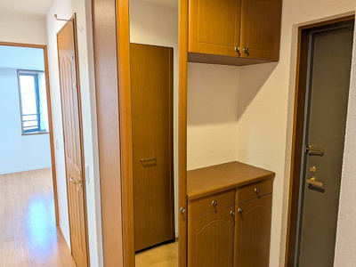 【玄関】 | リヴィエール東小倉（B-15）