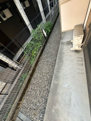 【バルコニー】 | ボヌール | テラスは南東向きなので、晴れた日のお洗濯物は朝からよく乾きそう☆お洗濯物を干したり、気分転換をするにもおすすめです☆